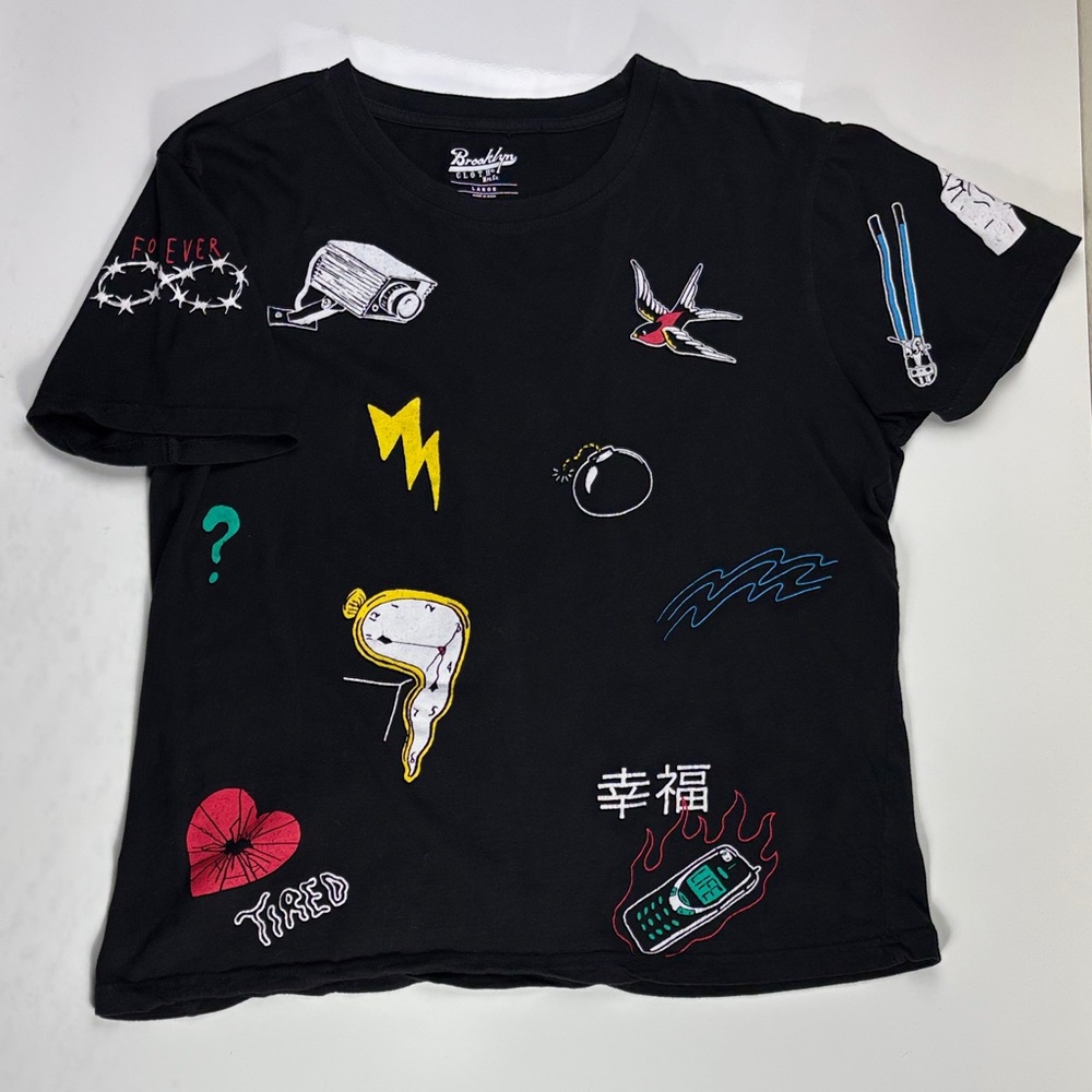 RARE Brooklyn Cloth WOMEN LRG TEE with Graphics